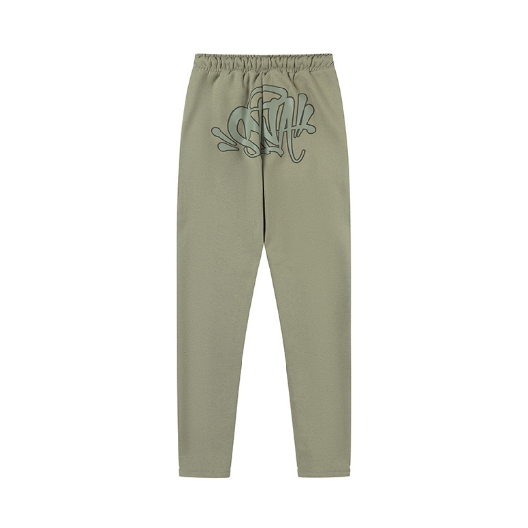 Syna World Grüner Logo Trainingsanzug – Bequemer Urban Streetwear Style Set