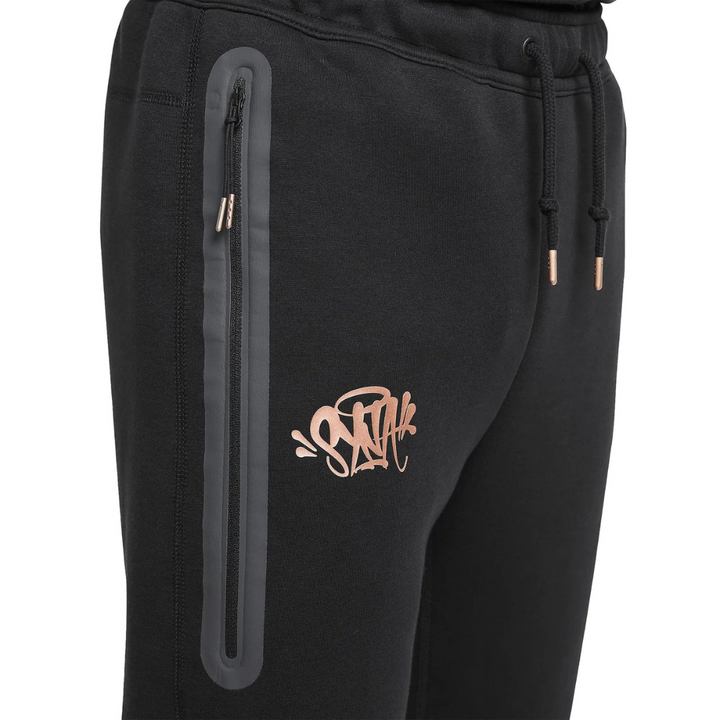 Syna Tech Schwarzer Trainingsanzug: Modern, Bequem, Stilvoll für Streetwear-Fans