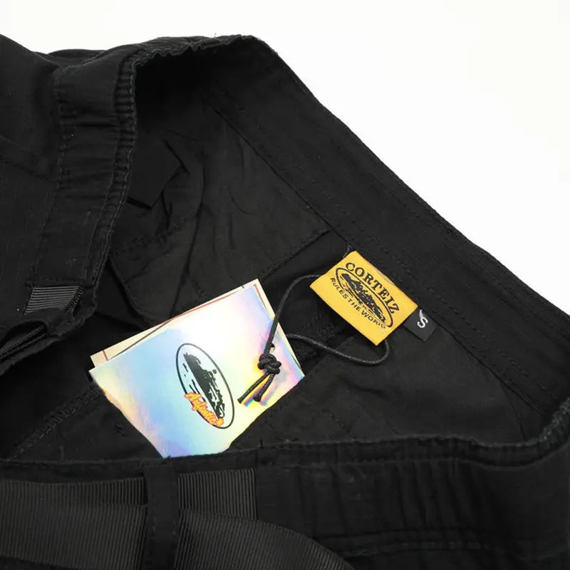 Corteiz Guerrilaz Cargo Hose: Robuster Streetwear-Style, Komfort & Viele Taschen