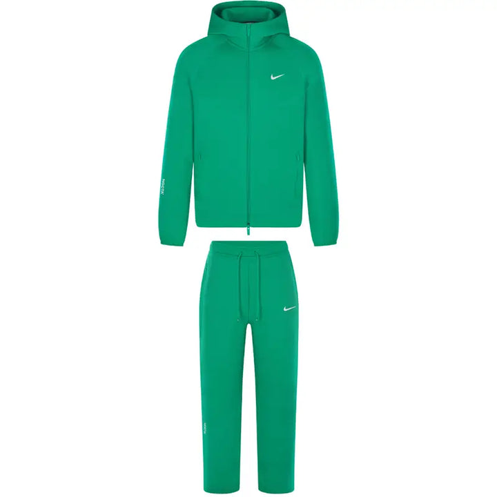 Nike NOCTA Grüner Tech Fleece Anzug: Stilvoller Komfort für Freizeit und Sport