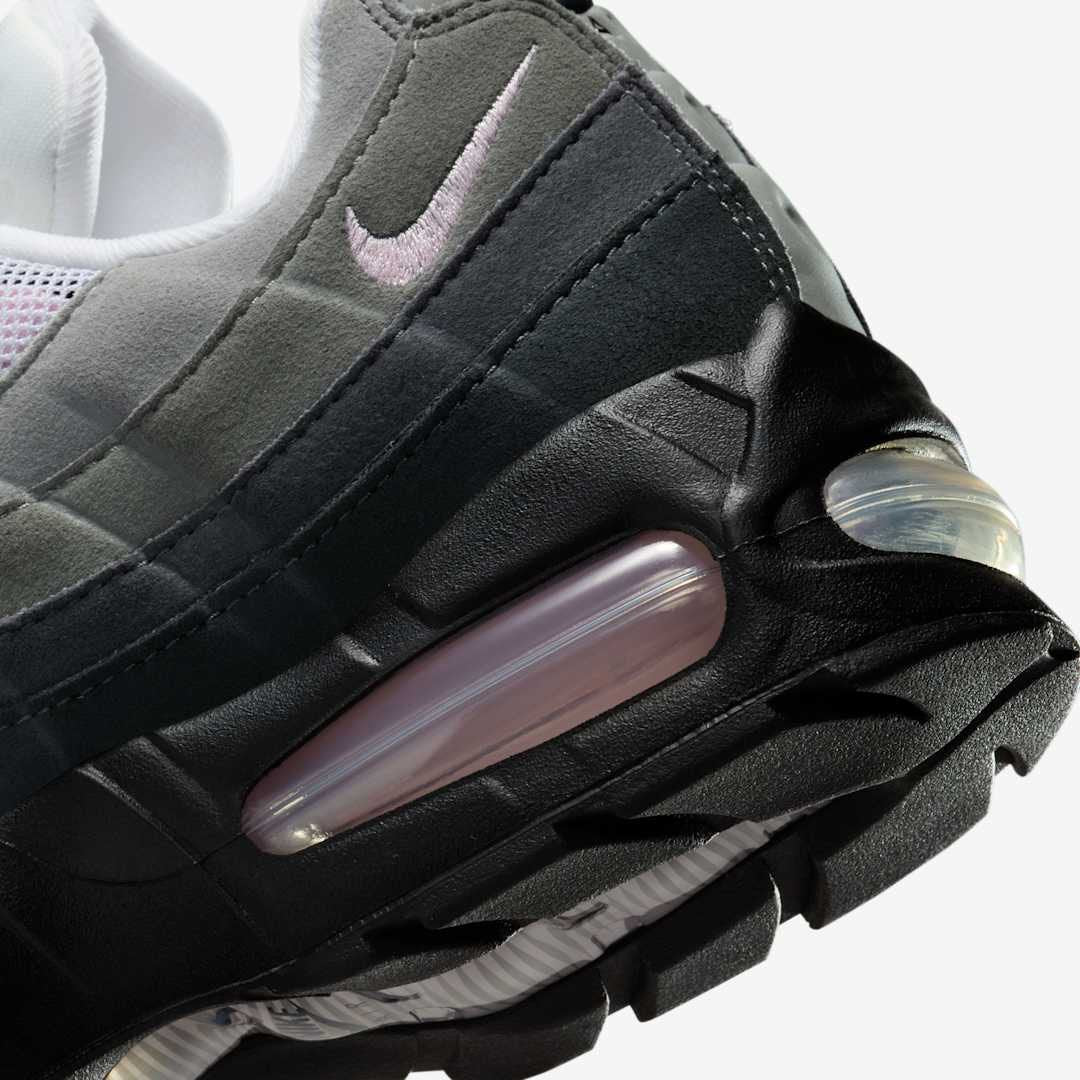 Nike Air Max 95: Stilvolle Sneaker mit Max Air Dämpfung und Wildleder-Overlays