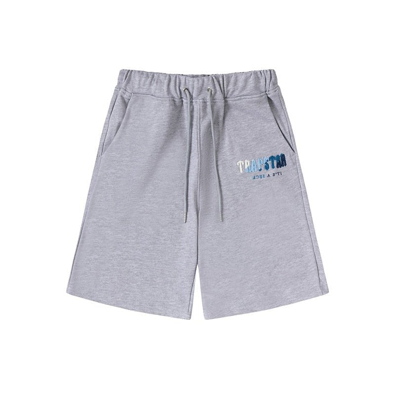 Trapstar Decoded Ice Shorts Set: Stilvolles Grau-Blau Chenille Sportswear Freizeit Set
