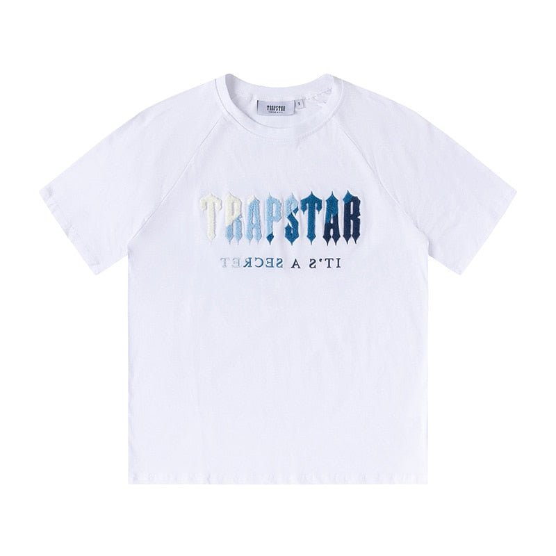 Trapstar Decoded Black Ice Shorts: Coole Streetwear Bermuda für lässige Sommer-Looks