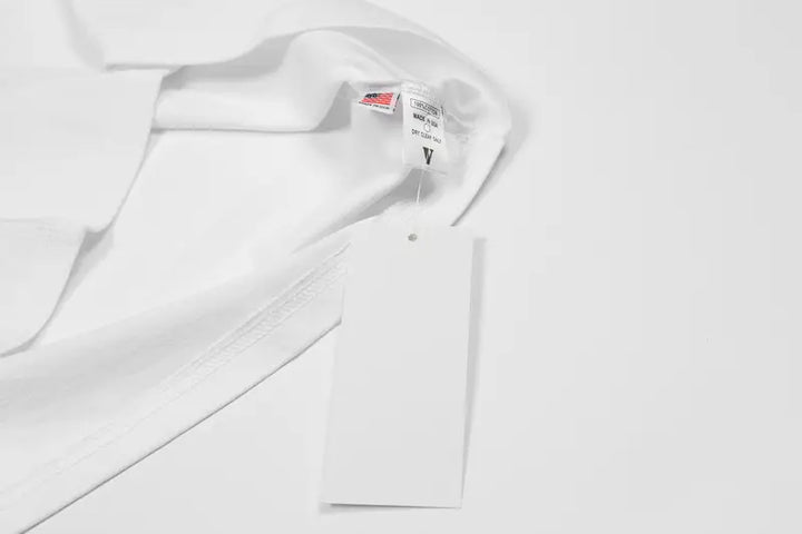 V-LONE The Woo T-Shirt: Lässiges Baumwoll-Shirt mit Statement-Print für Streetwear-Fans