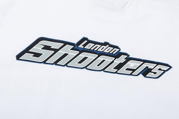 Trapstar London Shooters Weißes Short-Set: Stylisch, Komfortabel, Streetwear-Essential