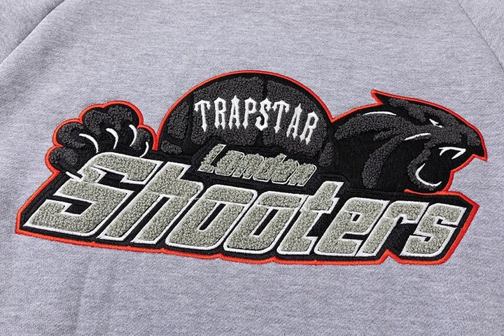 Exklusiver Trapstar London Shooters Grau Roter Trainingsanzug – Komfortabler Streetwear-Look