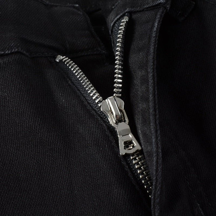 Luxuriöse Amiri Schwarze Designer-Jeans: Handgefertigt, Rock'n'Roll-Stil, Perfekter Schnitt