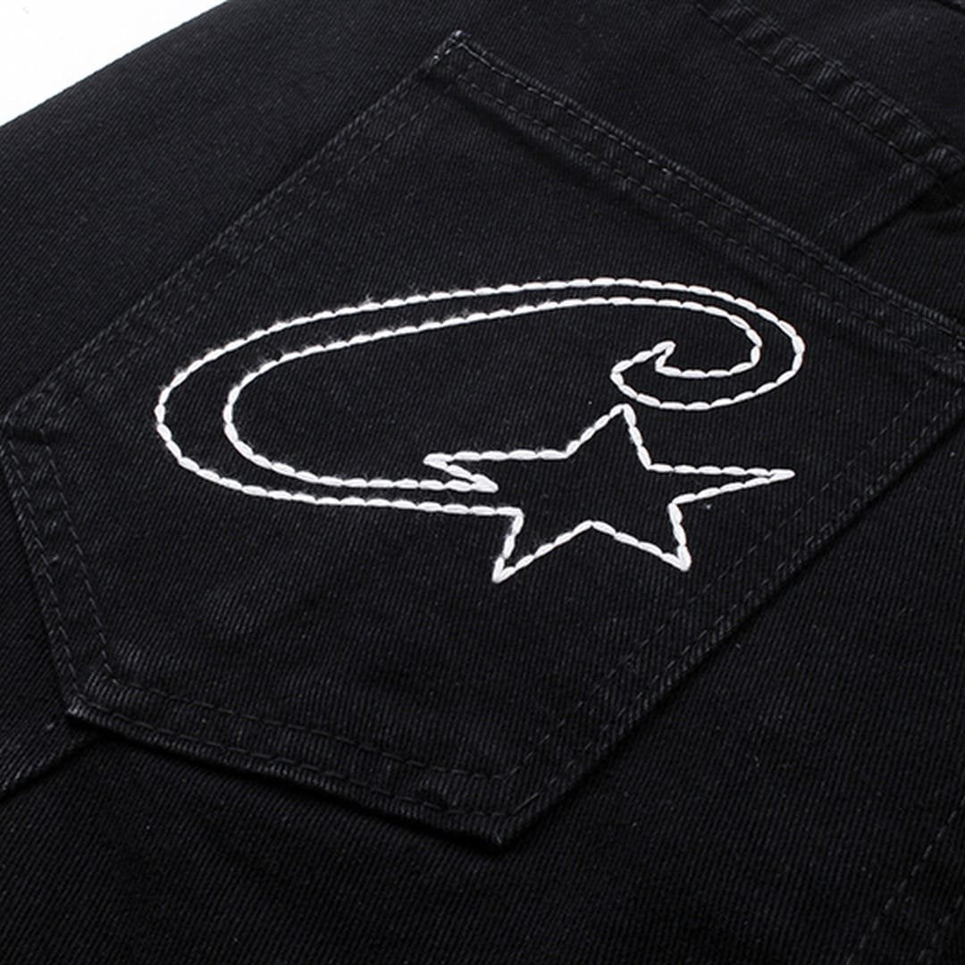 Corteiz Schwarzes Denim Set: Stilvoller Streetwear-Look für Ihn und Sie