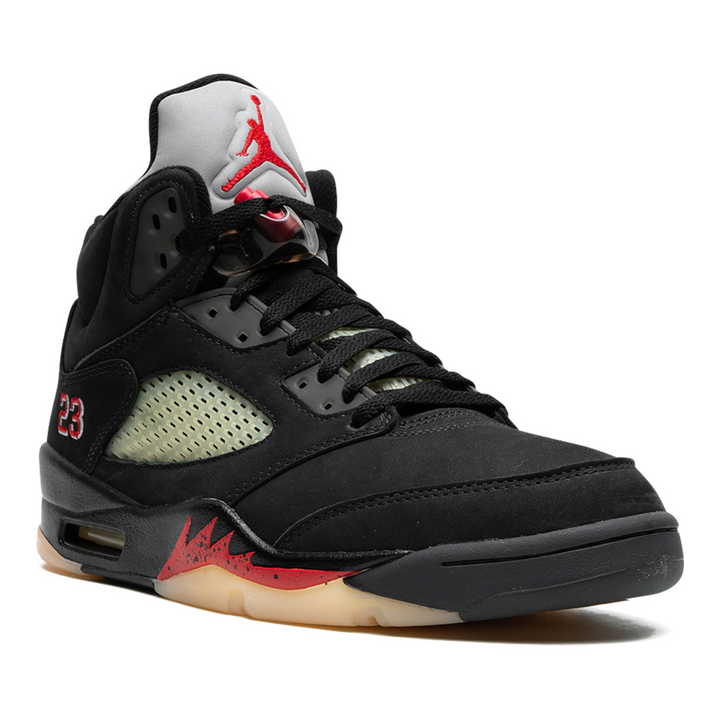 Wasserdichte Air Jordan 5 WMNS Gore-Tex Sneaker: Stilvoller Komfort für Damen