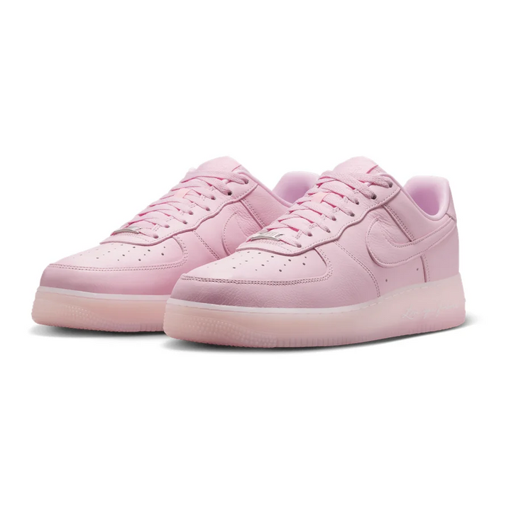 Nike Air Force 1 Low Drake NOCTA Pink Foam Leder-Sneaker – Liebevolle Herz-Details