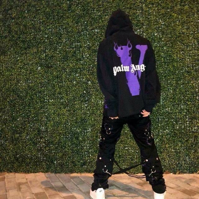 V-LONE Angels Hoodie: Exklusiver Streetwear Kapuzenpullover mit auffälligem Statement-Print