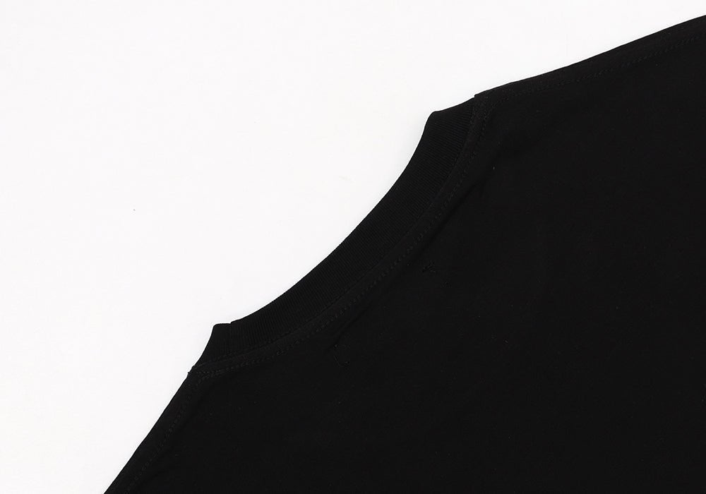 Amiri Paisley Star T-Shirt für Herren – Luxuriöses Designer-Shirt mit Stern-Muster