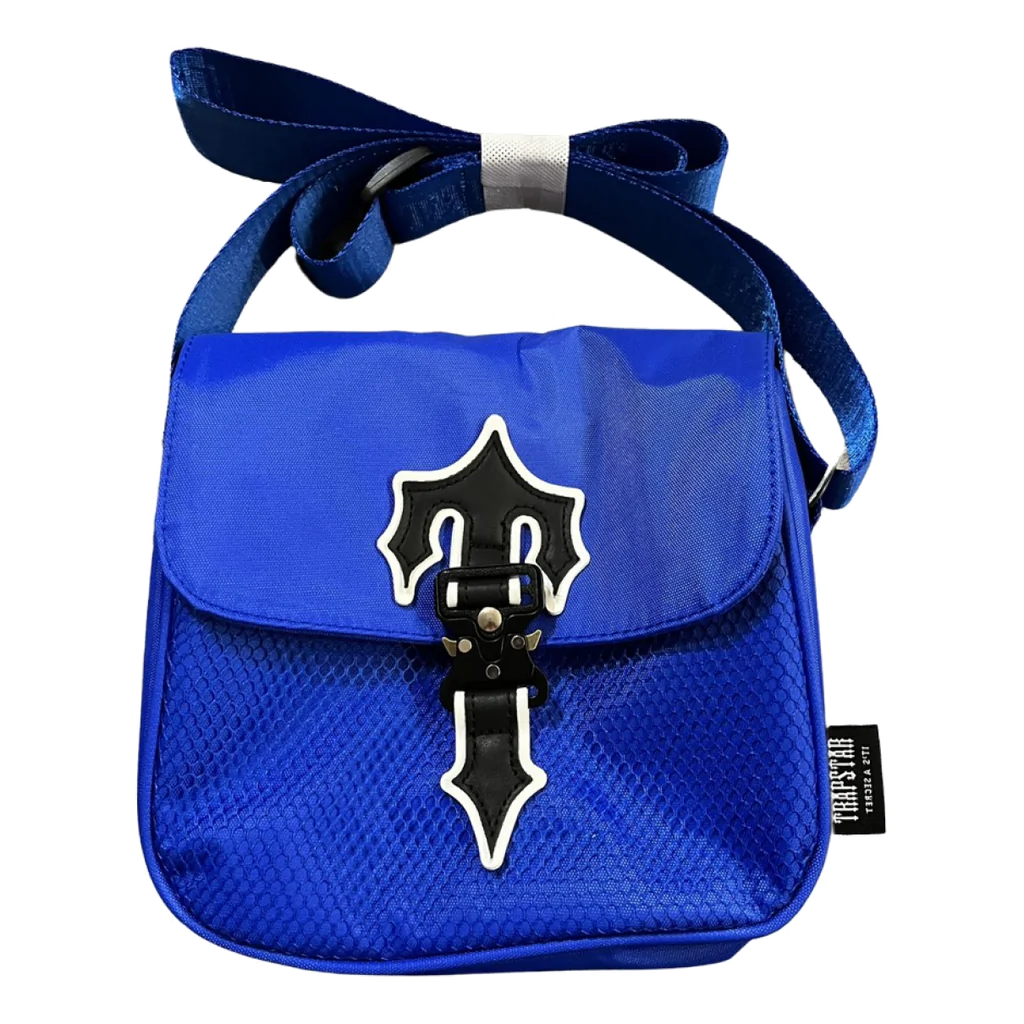 Trapstar Messenger Bag: Robuste Streetwear Umhängetasche für urbane Abenteuer