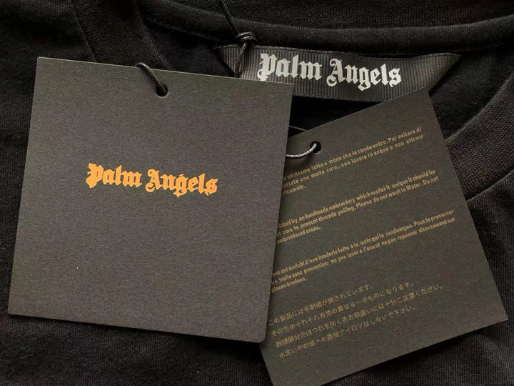 Palm Angels Paris T-Shirt: Luxuriöses Designer-Shirt für Stilbewusste, Komfortabel & Elegant