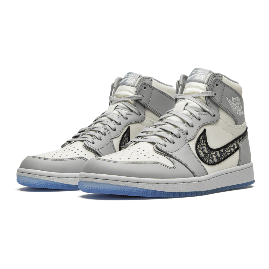 Exklusiver Air Jordan 1 Retro High Dior Sneaker | Luxuriöse Leder-Kollaboration | Sammlerstück