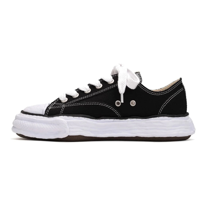 Maison MIHARA YASUHIRO „PETERSON23“ OG Canvas Sneaker Schwarz Weiß Exklusiv