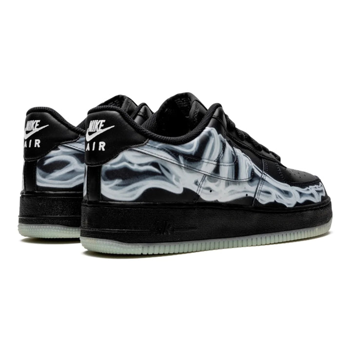 Nike Air Force 1 Low „Skeleton Black“ – Limitierter Leucht-Sneaker mit gruseligem Knochen-Design