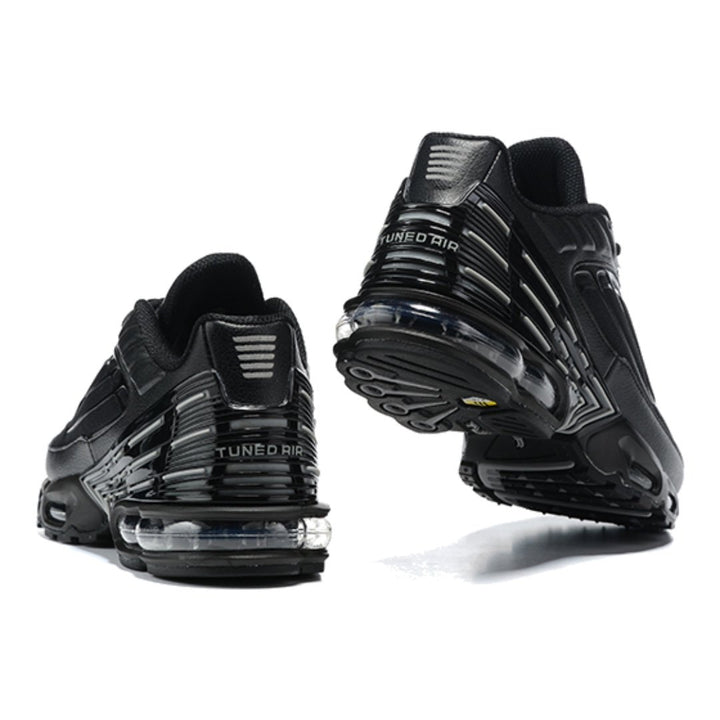 Nike Air Max Plus 3 Herren Sneaker - Futuristische Dämpfung, Stil & Komfort
