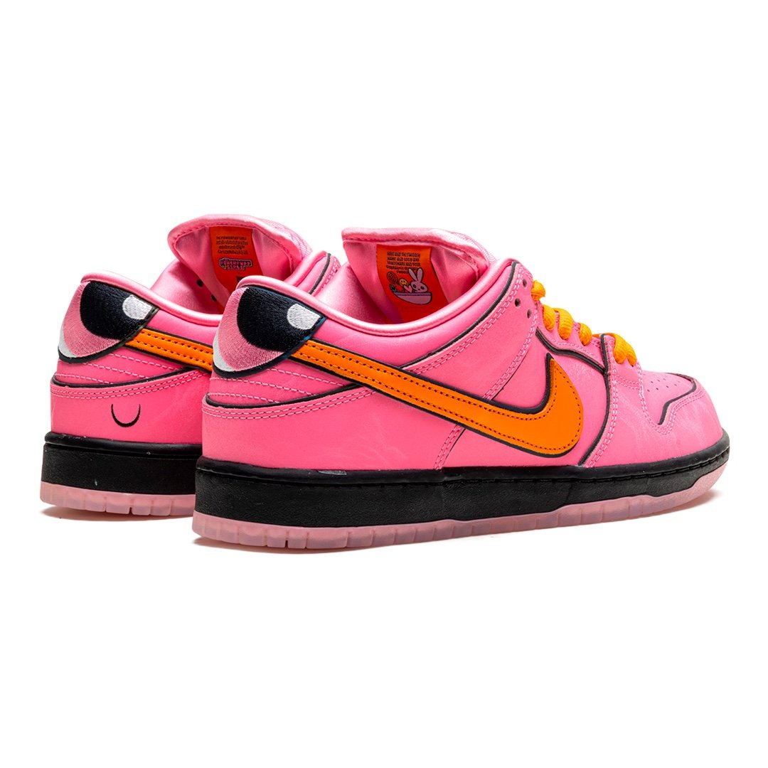 Nike SB Dunk Low Powerpuff Girls Blossom Edition – Auffälliger Pink Orange Sneaker