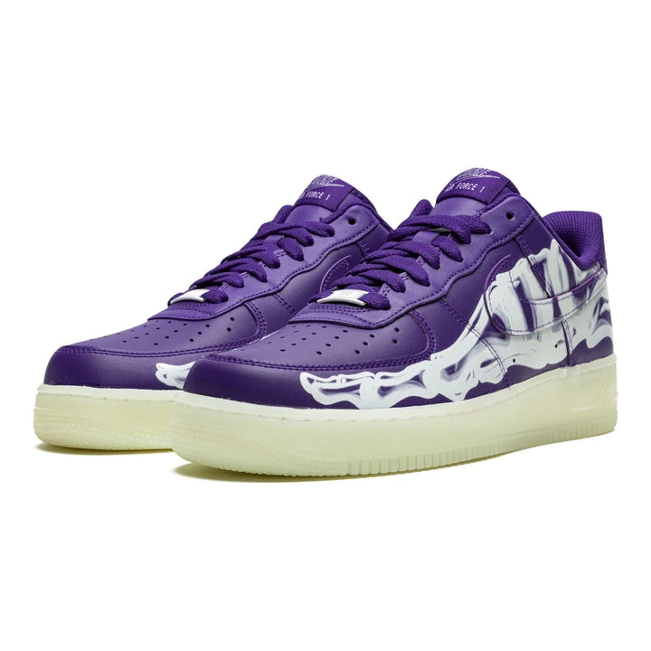 Nike Air Force 1 Low '07 QS "Purple Skeleton" – Leuchtender Halloween Sneaker für gruselig coole Auftritte