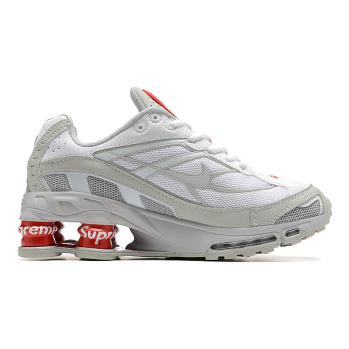 Nike Shox Ride 2 SP Supreme Schwarzer Komfort Sneaker mit reflektierenden Details