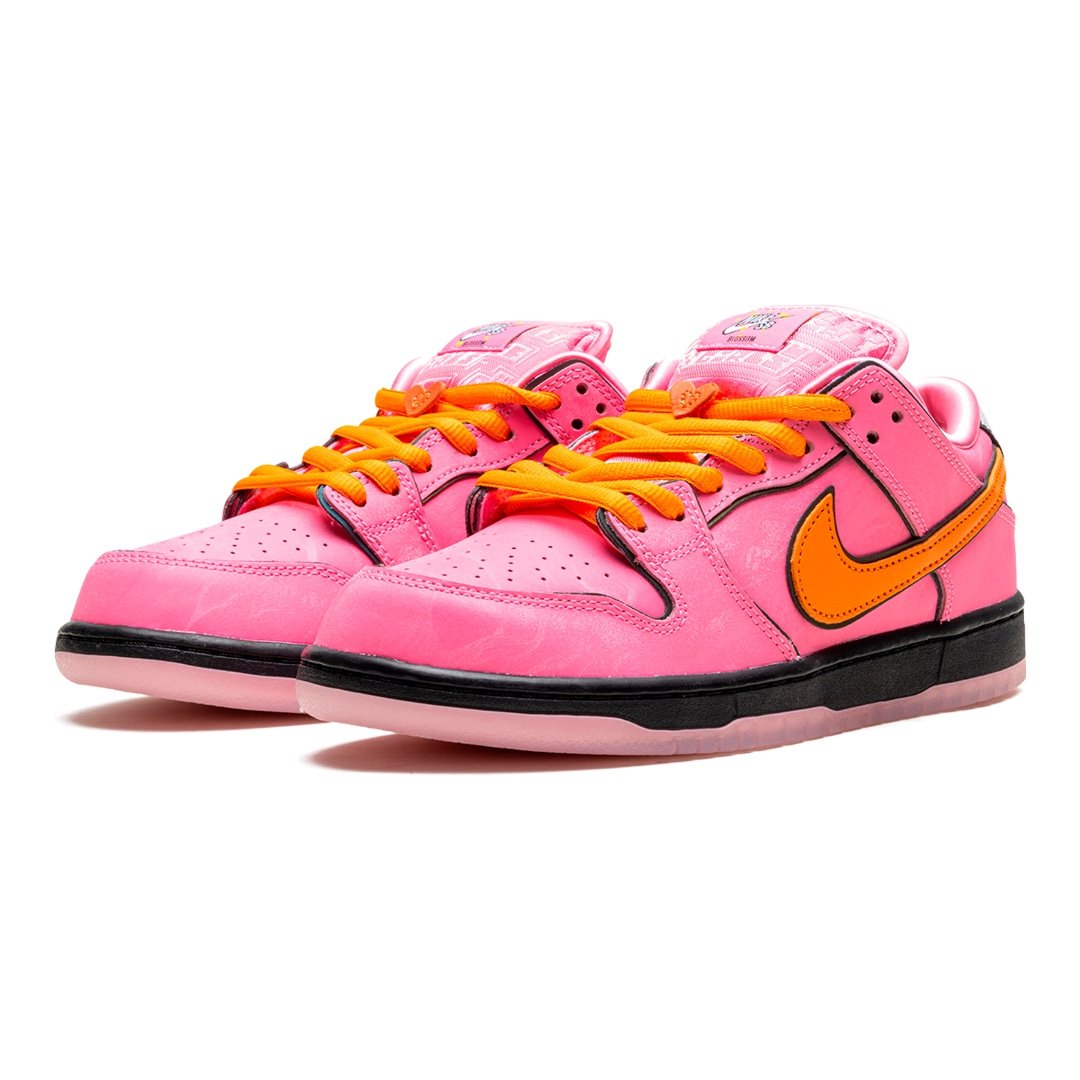 Nike SB Dunk Low Powerpuff Girls Blossom Edition – Auffälliger Pink Orange Sneaker