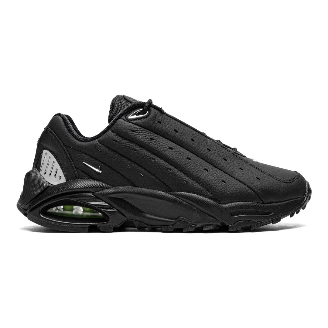 Nike Hot Step Air Terra NOCTA 'Drake Triple Black' Herren Lifestyle Sneaker