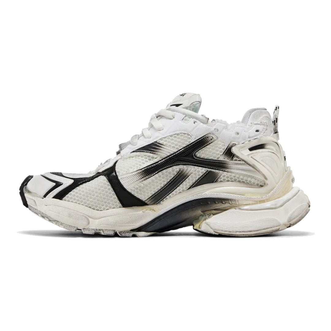 Balenciaga Runner Sneaker Weiß Schwarz Gradient: Stylischer Used-Look, Atmungsaktives Mesh