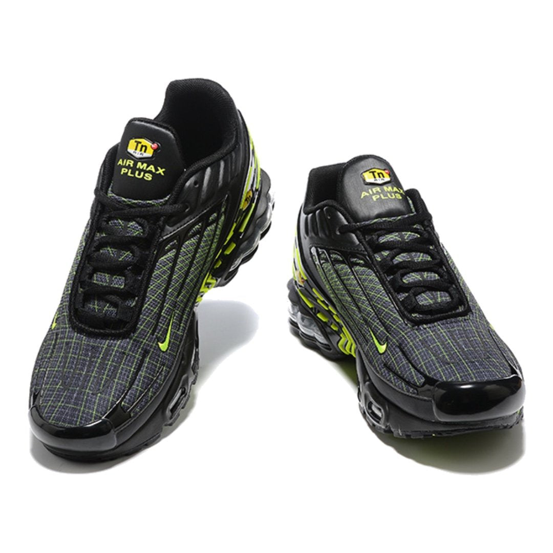 Nike Air Max Plus 3 TN Sneaker: Federnde Dämpfung, Futuristisches Design, Ultimativer Komfort