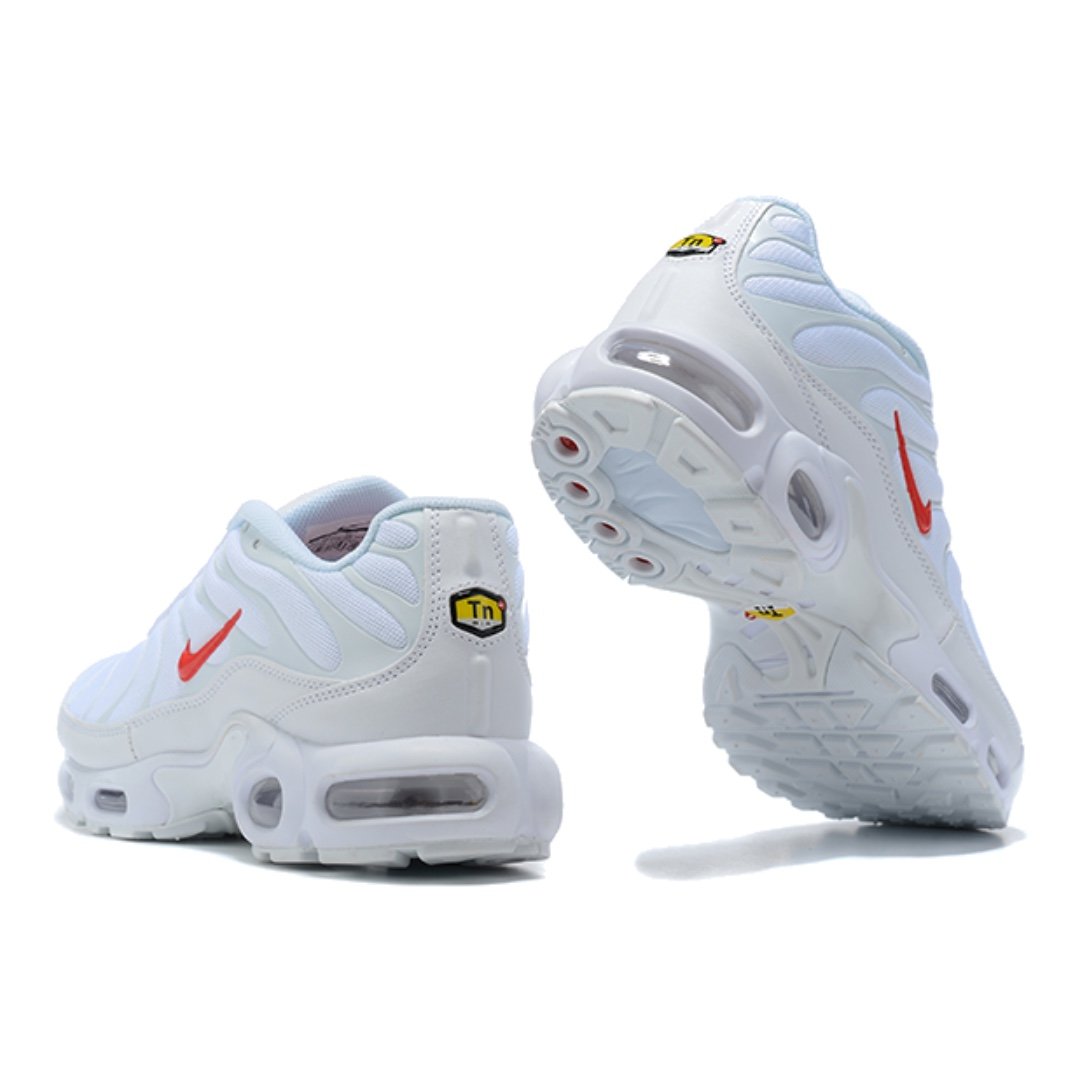Nike Air Max Plus TN Sneaker – Ikonischer Tuned Air Komfort & Stil