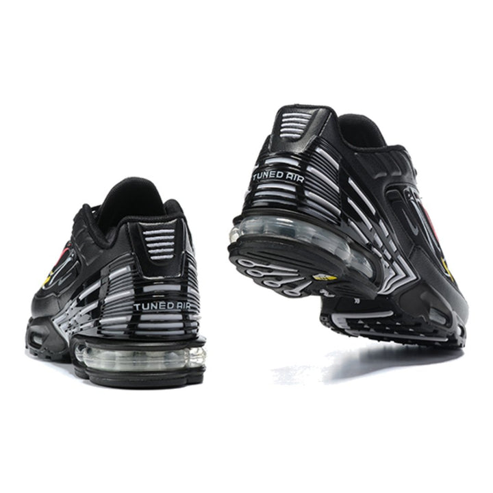 Nike Air Max Plus 3 Sneaker: Futuristische Dämpfung, Ultimativer Komfort, Auffälliger Stil
