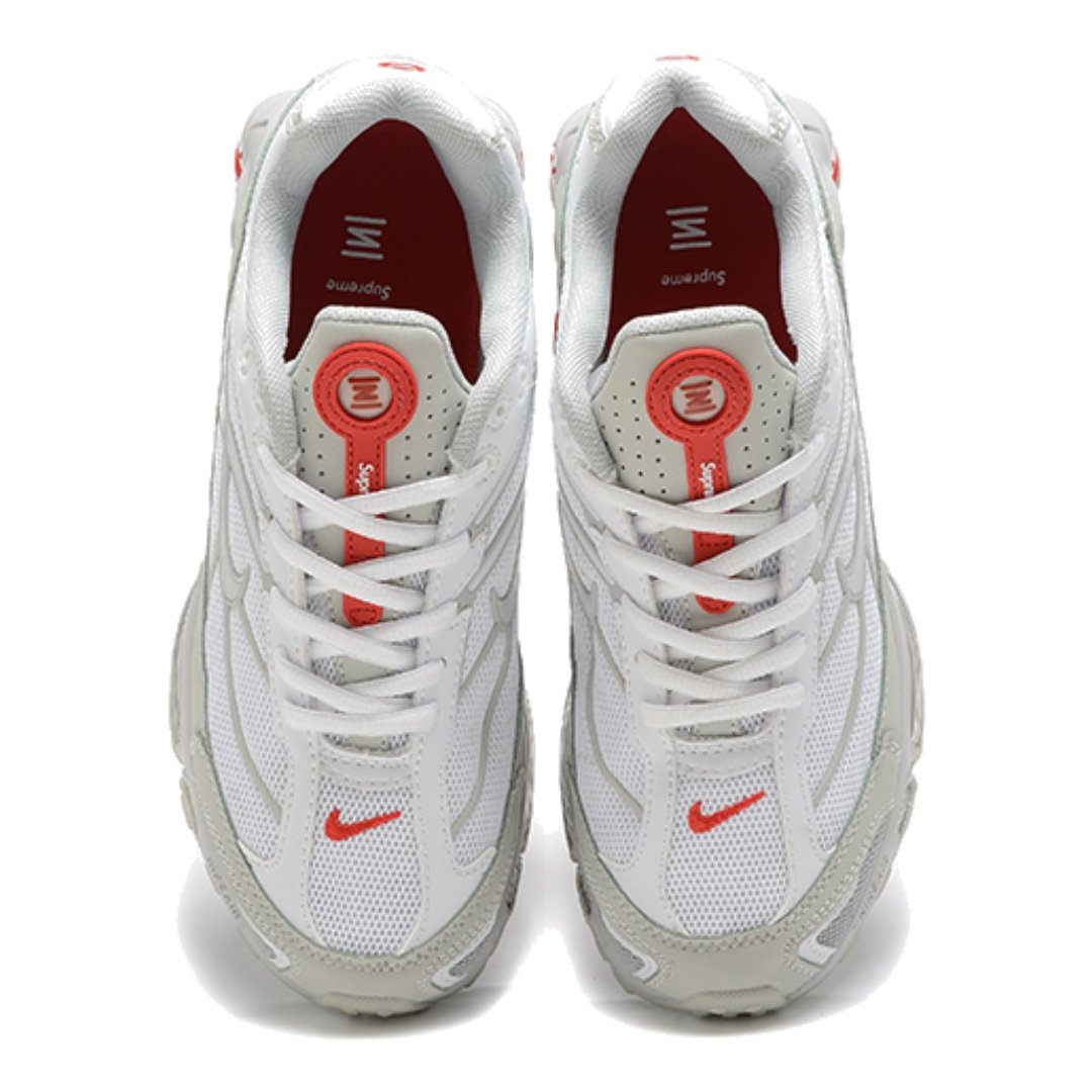 Nike Shox Ride 2 SP Supreme Schwarzer Komfort Sneaker mit reflektierenden Details