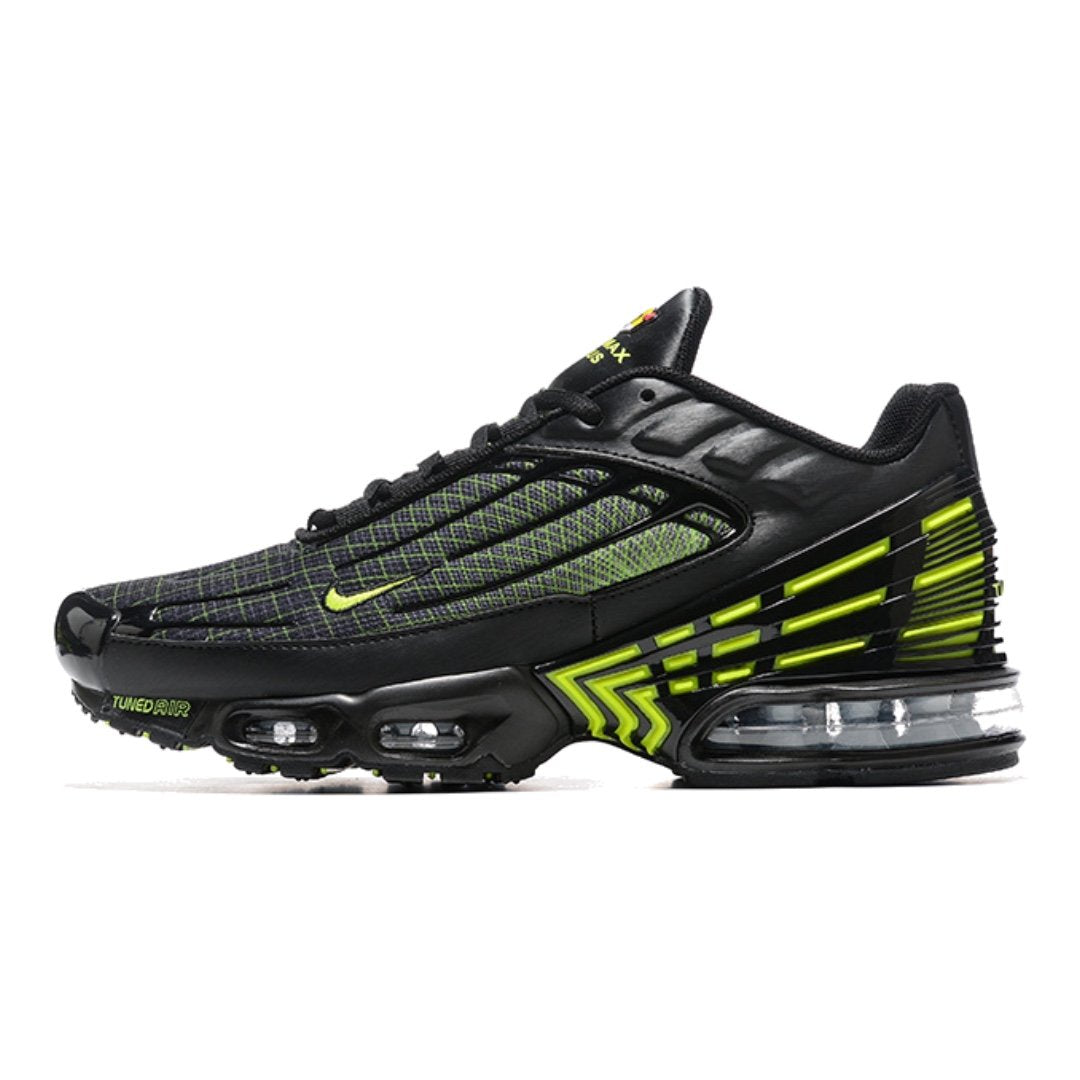 Nike Air Max Plus 3 TN Sneaker: Federnde Dämpfung, Futuristisches Design, Ultimativer Komfort