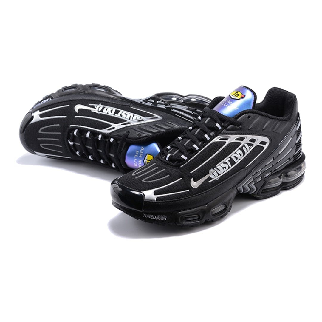 Nike TN Plus 3 Herren Laufschuhe: Federnde Max Air Dämpfung, Futuristische Linien