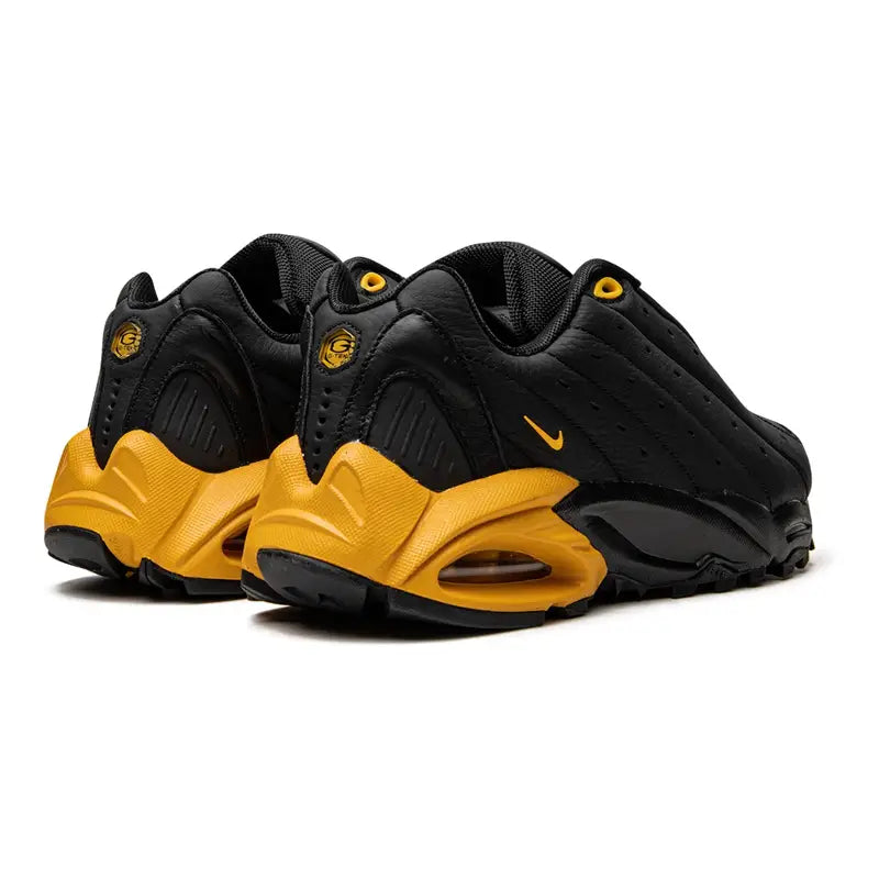 Nike x NOCTA Hot Step Air Terra Sneaker Schwarz Gold Herren Trail-Schuh