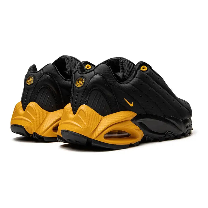 Nike x NOCTA Hot Step Air Terra Sneaker Schwarz Gold Herren Trail-Schuh