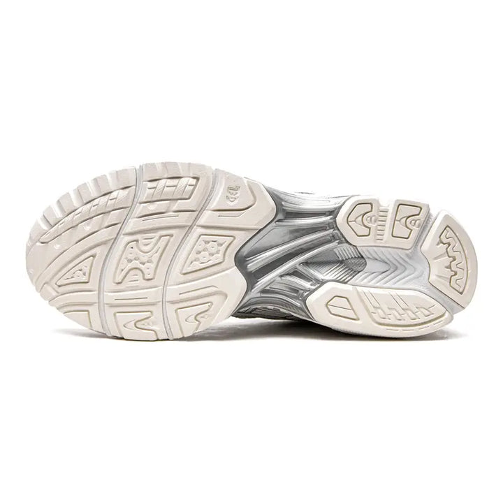 Asics GEL-Kayano 14 JJJJound Silber/Weiß Retro Sneaker – Komfort & Stil