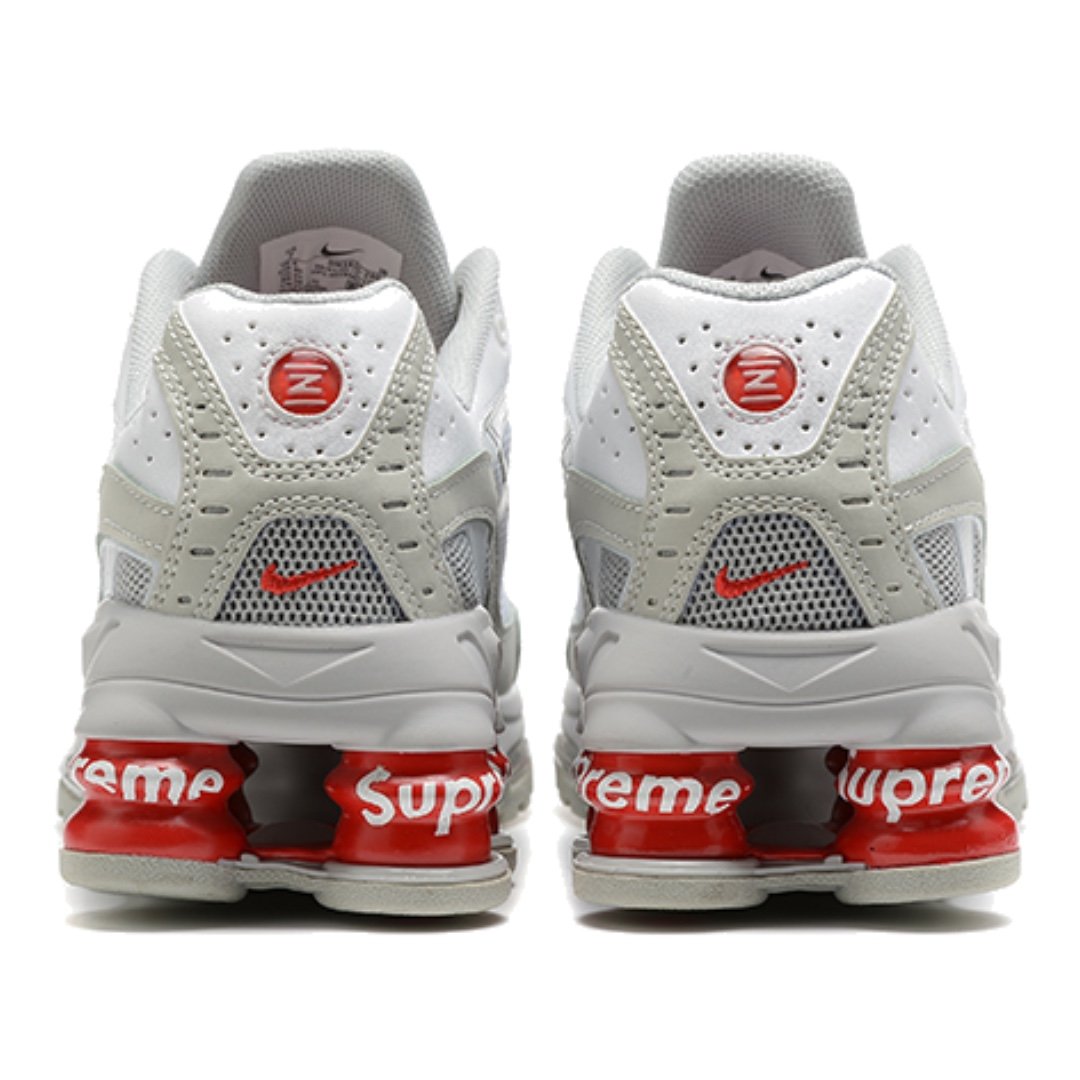Nike Shox Ride 2 SP Supreme Schwarzer Komfort Sneaker mit reflektierenden Details