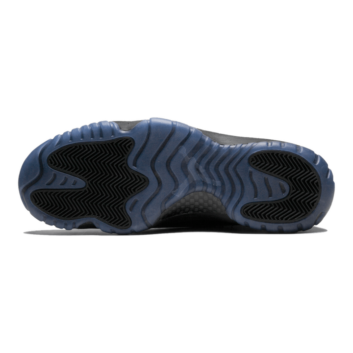 Air Jordan 11 Retro "Cap & Gown" Luxuriöse Schwarze Sneaker für Abschluss & Feiern