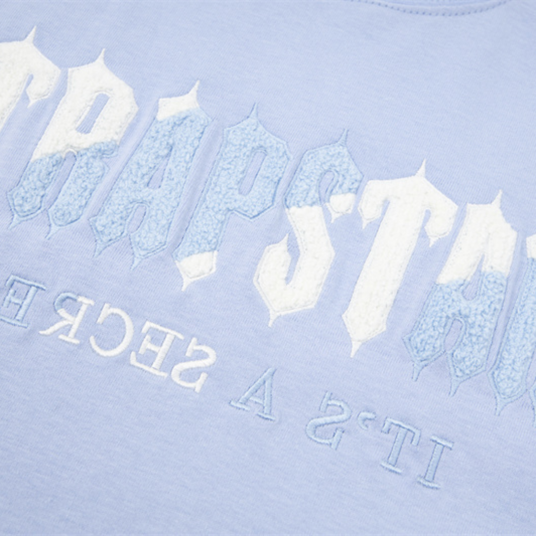 Trapstar Decoded Chenille Blaues Kurzarm-Set Sportlich Bequem Freizeit-Outfit Sommer