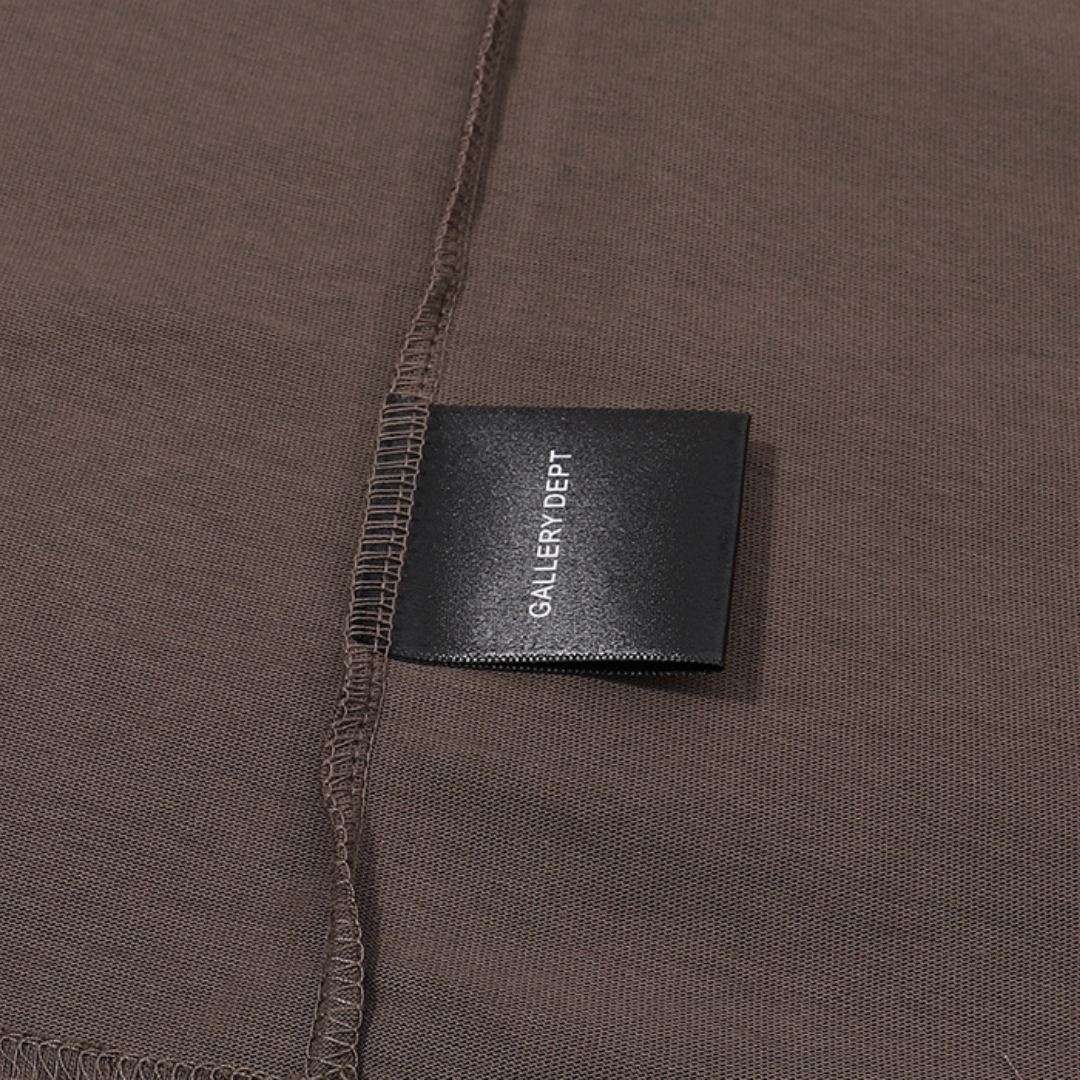 Gallery Dept. Luxuriöses Handgefertigtes Streetwear T-Shirt – Einzigartiges Deconstructed Design