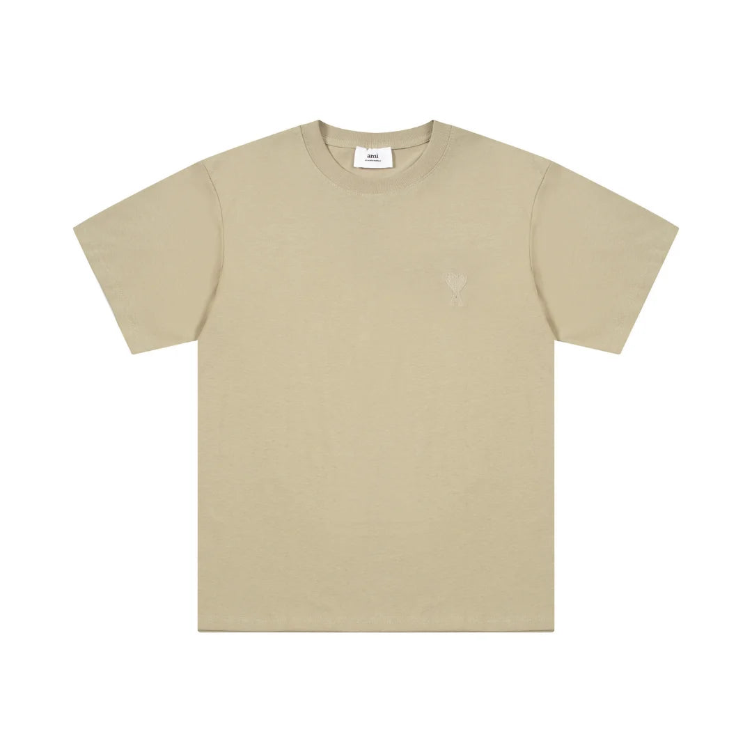 AMI Paris Unisex Baumwoll T-Shirt mit Herz-Logo – Luxuriöser Designer Komfort