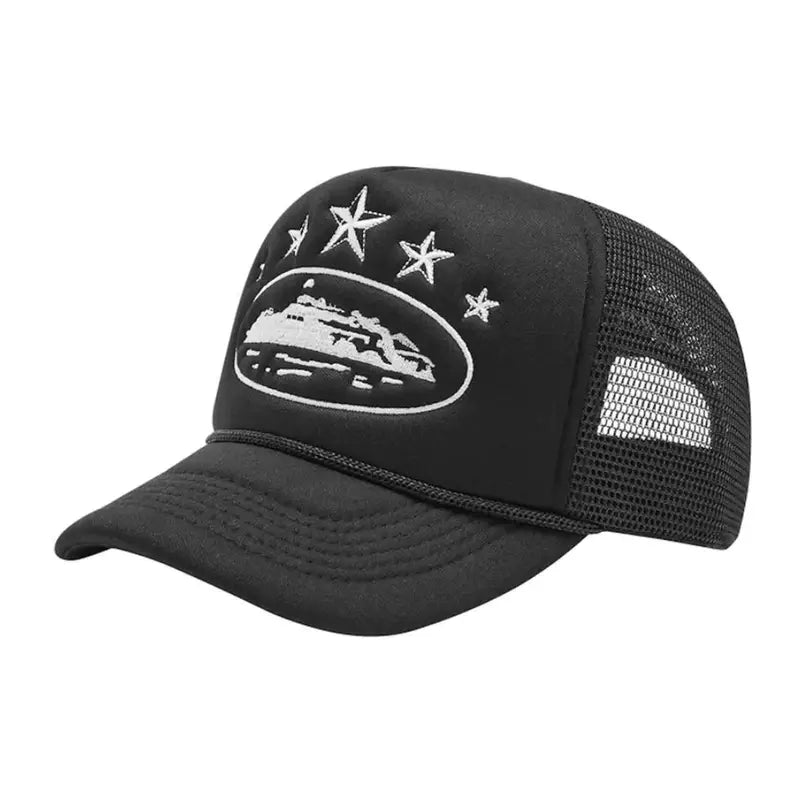 Corteiz Trucker Alcatraz Kappe: Exklusiver Schwarz-Weiß Streetwear-Stil für Herren