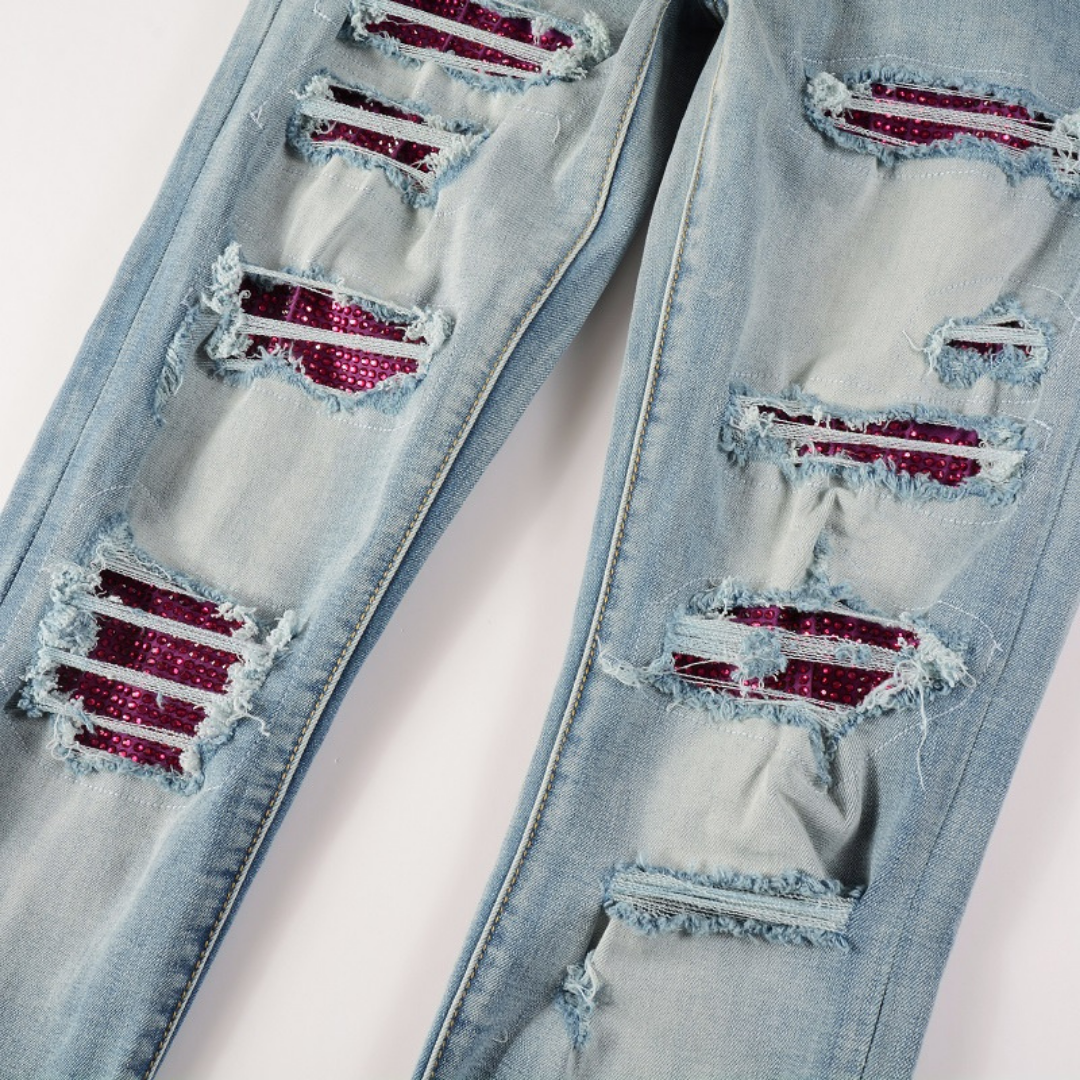 Amiri Rote Diamant-Patch Jeans: Luxuriöse Designer Denim mit Stretch Slim Fit