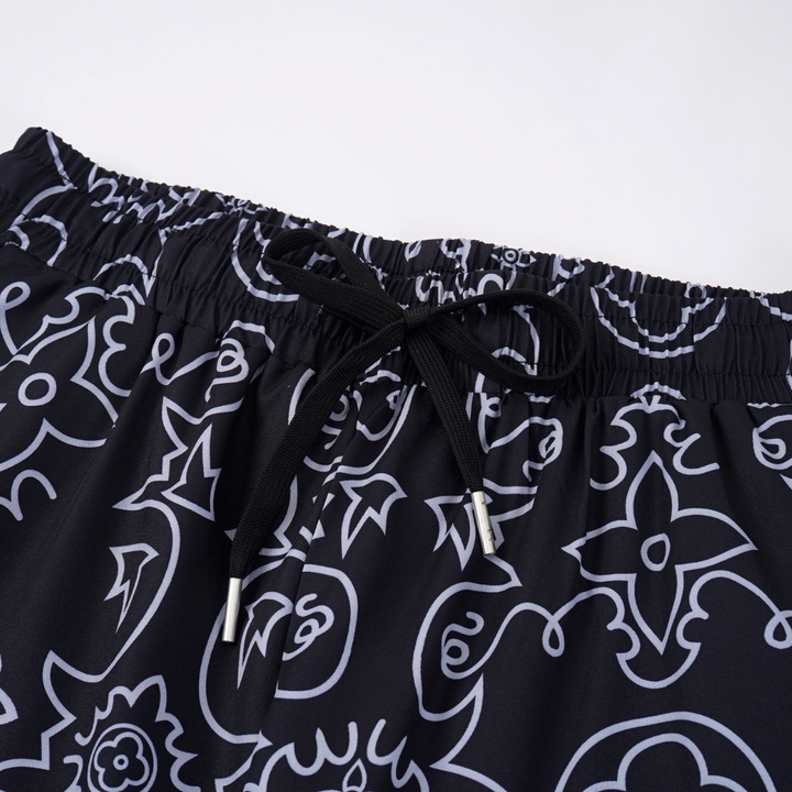 Louis Vuitton Kurz-Set: Luxuriöses Designer-Outfit, Monogramm-Muster, Sommer-Komfort