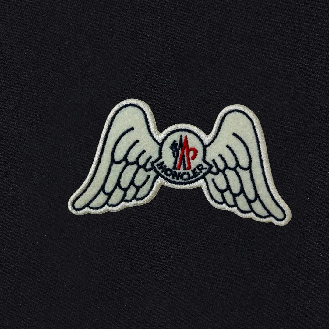 Exklusives Moncler Herren T-Shirt: Premium Baumwolle, Monogramm Design, Luxuriöser Stil