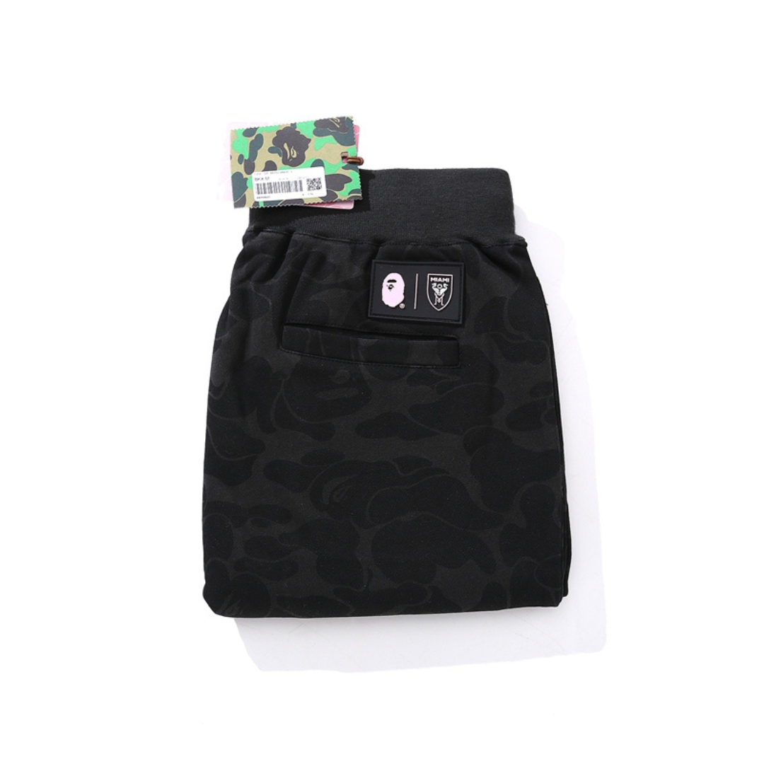 BAPE Miami Hai Camo Streetwear Set T-Shirt Shorts Exklusives Urban Mode Outfit