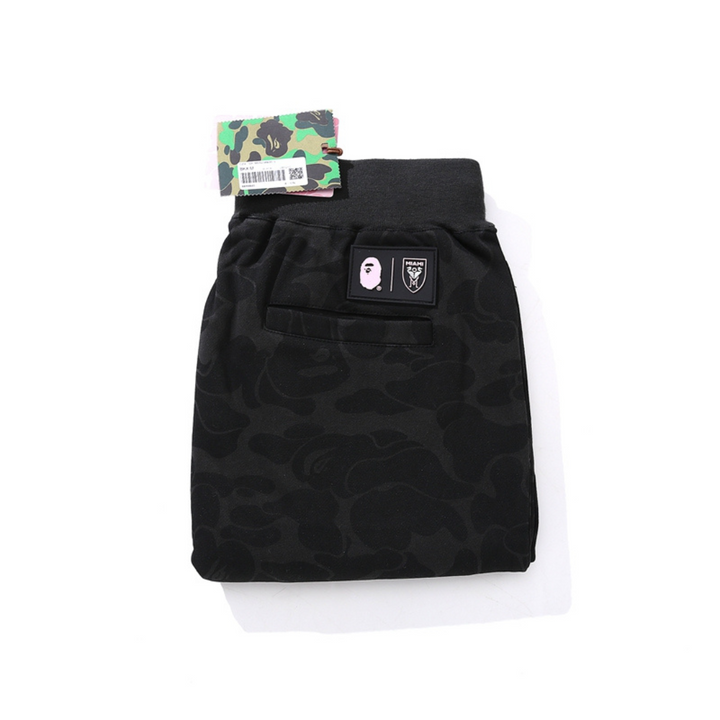 BAPE Miami Hai Camo Streetwear Set T-Shirt Shorts Exklusives Urban Mode Outfit