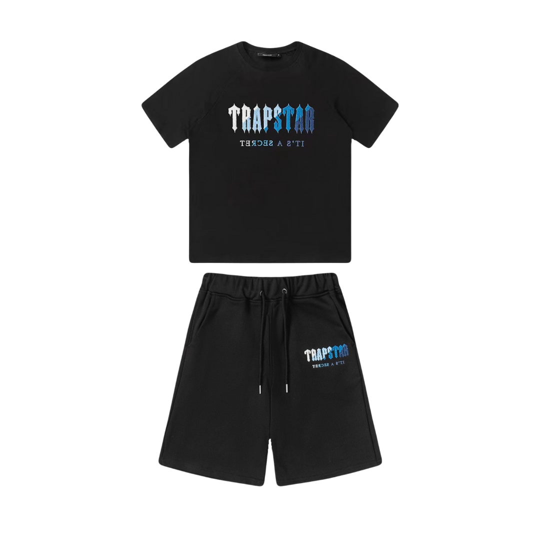Trapstar Decoded Ice Chenille Shorts-Set: Stylisches, bequemes Streetwear Sommer-Outfit