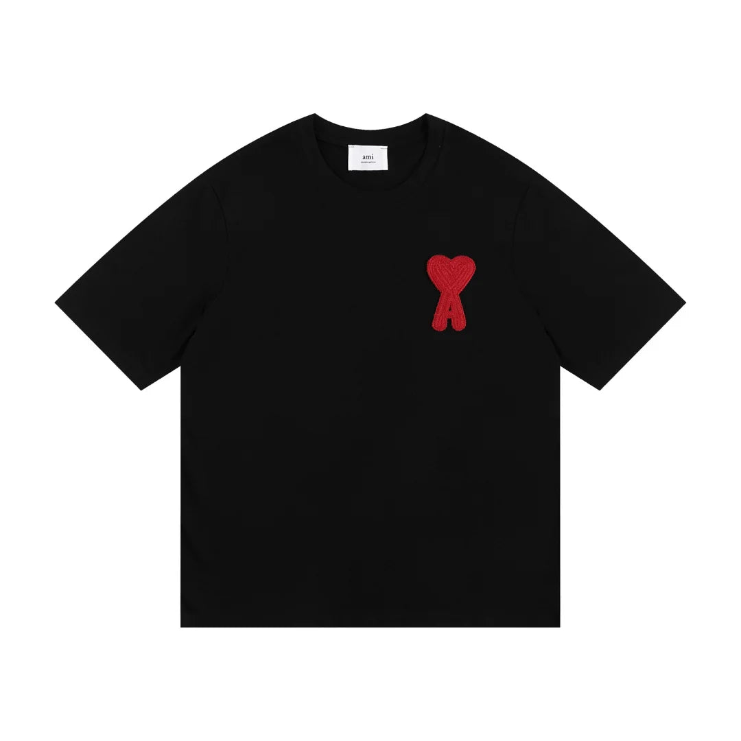AMI Paris Unisex Herz-Logo T-Shirt: Premium Baumwolle für stilvollen Komfort